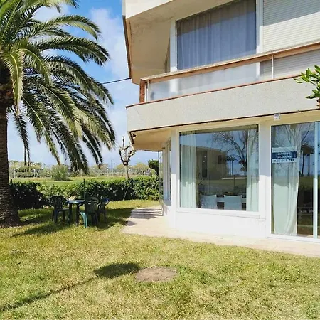 A Pie De Playa Con Jardin Privado * La Pineda
